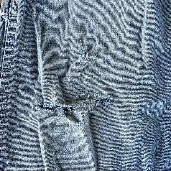 Vintage Carhartt Denim Bib Overalls Thrashed Destroyed Work Grunge 38x27 READ - Picture 10 of 16
